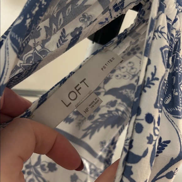 LOFT Blue and White Floral Dress - Picture 2 of 7